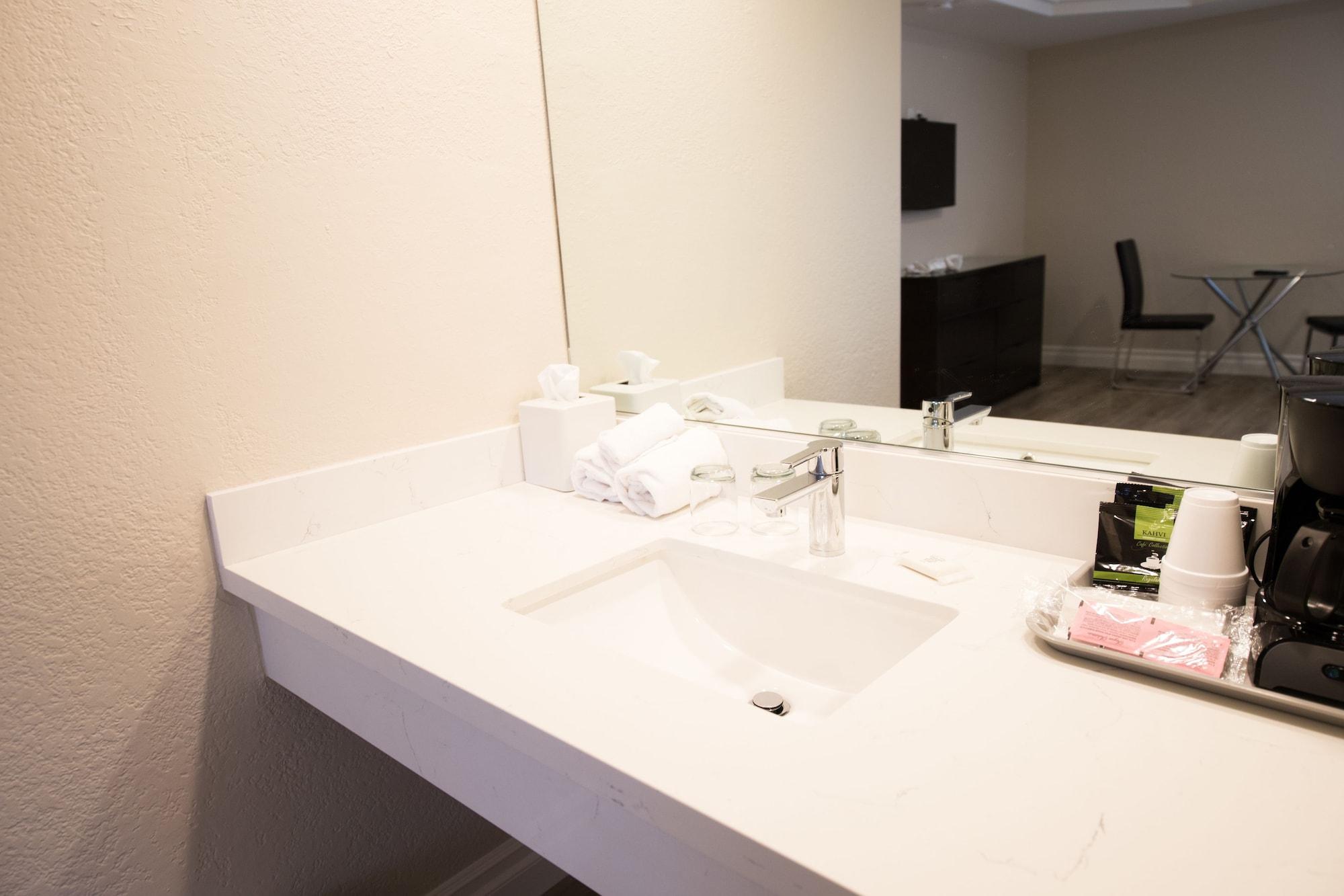 Wilshire Crest 3* Los Angeles