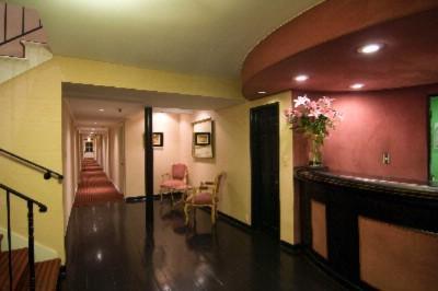 Hotel Wilshire Crest Los Ángeles