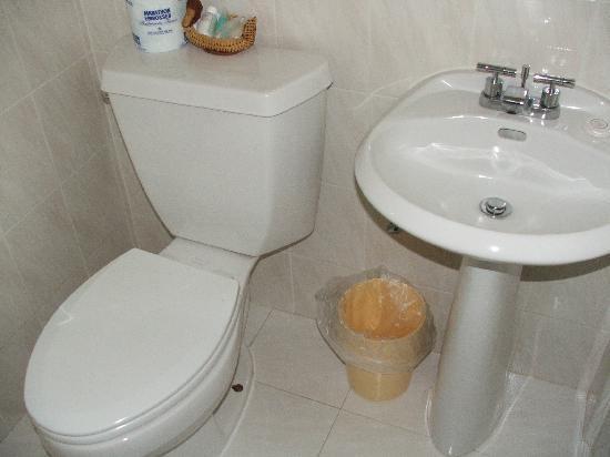 Hotel Wilshire Crest 3*