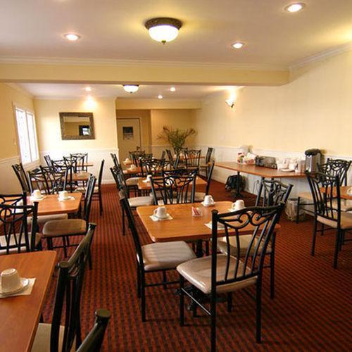 Hotel Wilshire Crest Los Ángeles